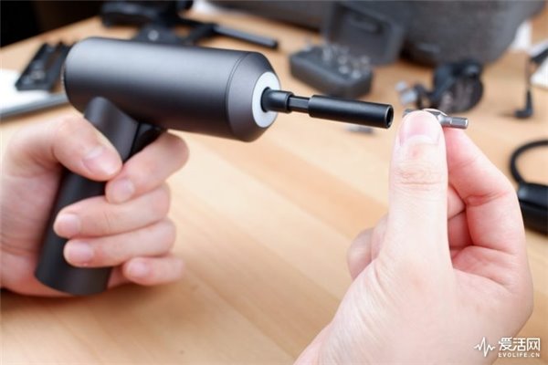 世界上最吓人的井盖,世界最深的井惨叫声