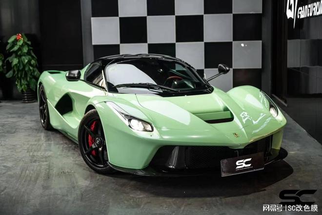 复古改色膜十大排名颜色大众甲壳虫改色墨绿 洋气不失尊贵