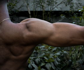 中国最健美的男人,中国最健美的肌肉男孩