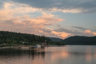 中国最市内湖泊，中国哪个市湖泊最多