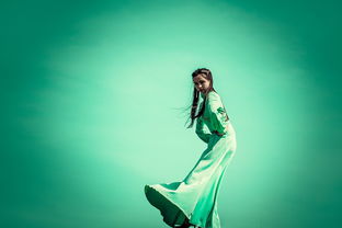 世界前十美女像精灵,长得最像精灵的外国人