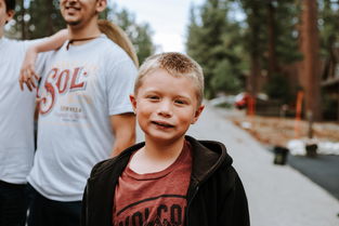 最帅的中国小男孩,中国少年最帅的瞬间视频