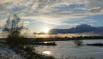 世界上最干净的小湖泊，世界上最干净的水域